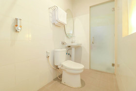 The Sunrise by OYO Rooms