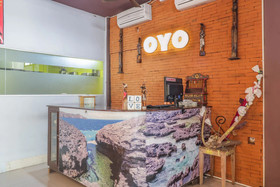 The Sunrise by OYO Rooms