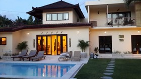 Aisha Family Villa