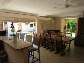Aisha Family Villa