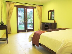 Aisha Family Villa