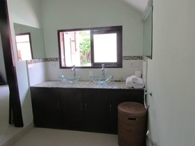 Aisha Family Villa