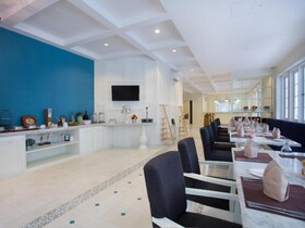 Amalfi Hotel Seminyak