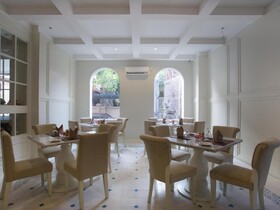 Amalfi Hotel Seminyak