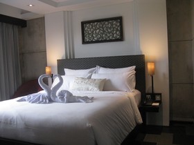 Anshel Hotel