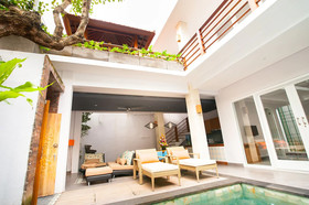 Apple Villa & Suite Seminyak