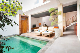 Apple Villa & Suite Seminyak