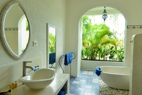 Artemis Villa & Hotel