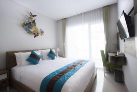 Hola Seminyak