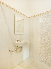 Ceria Guesthouse Seminyak by OYO Rooms