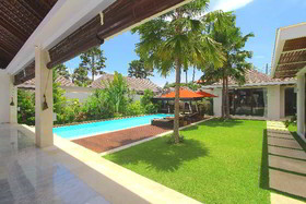 Chandra Villas
