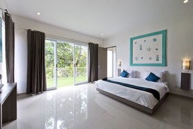 Del Mar Beach Villas