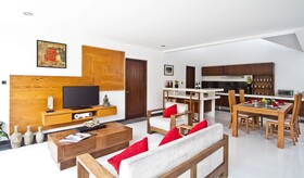 Delu Villas & Suites