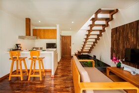 Delu Villas & Suites