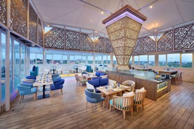 de Vins Sky Seminyak Hotel