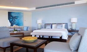 Double Six Luxury Hotel