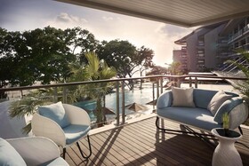 Double Six Luxury Hotel