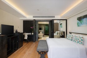 Double Six Luxury Hotel