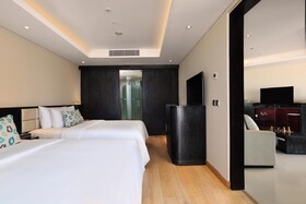 Double Six Luxury Hotel