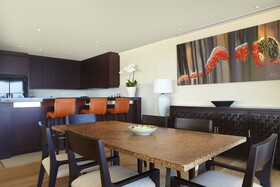 Double Six Luxury Hotel