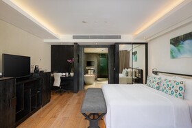 Double Six Luxury Hotel