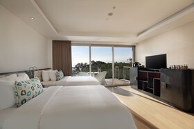 Double Six Luxury Hotel
