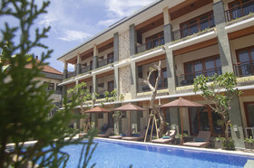 D'Sarian Seminyak Hotel