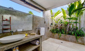 Esha Villa Drupad