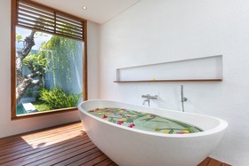 Fenosa Seminyak Villas By Nagisa Bali