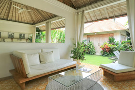 French - Victoria Villas