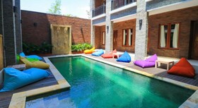 Gelatik Bed and Breakfast - Hostel