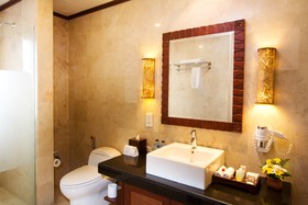 Grand Balisani Suites