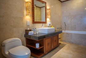 Grand Balisani Suites