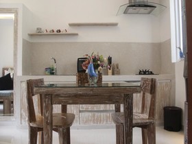 Green Studio Apartment