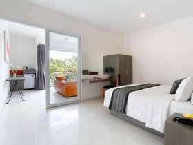 Harmony Beach Suites