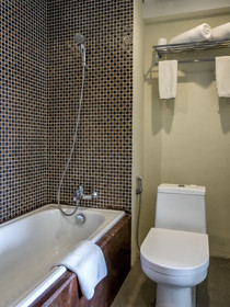 Hotel Dafam Savvoya Seminyak