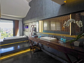 IZE Seminyak