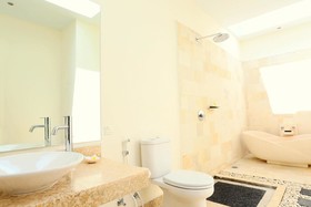 Jas Green Villas and Spa