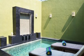 Jas Green Villas and Spa