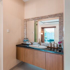 Kubu Petitenget Suite