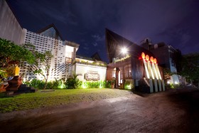 Kusuma Living & Villas