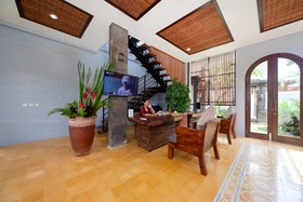 Kusuma Living & Villas