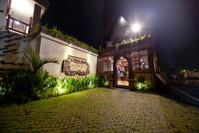 Kusuma Living & Villas