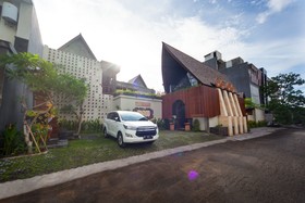 Kusuma Living & Villas