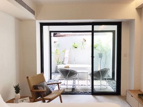 Lloyd's Inn Bali