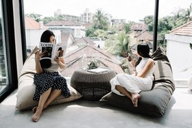 Lloyd's Inn Bali