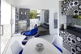 Chill Hotel Seminyak