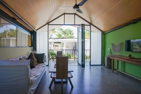 Manda Villa