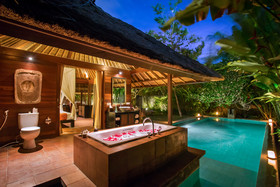 Mayaloka Villas Seminyak