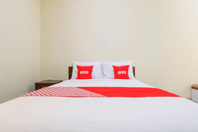 Merthan House by OYO Rooms